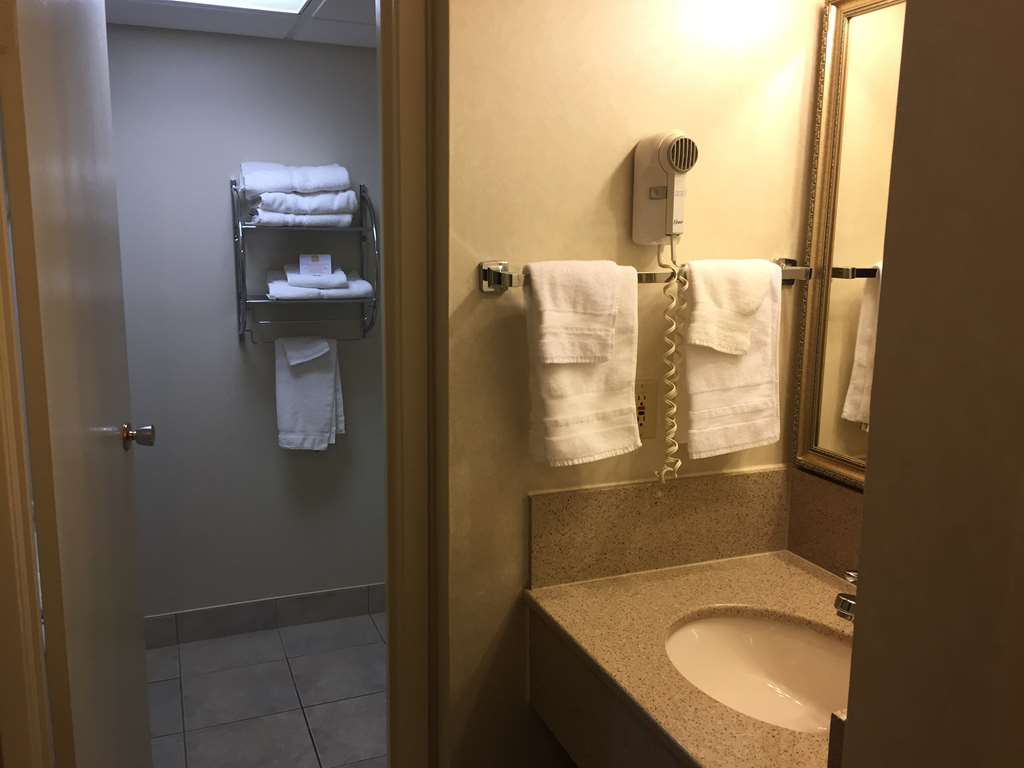 Фото Best Western Thunder Bay Crossroads