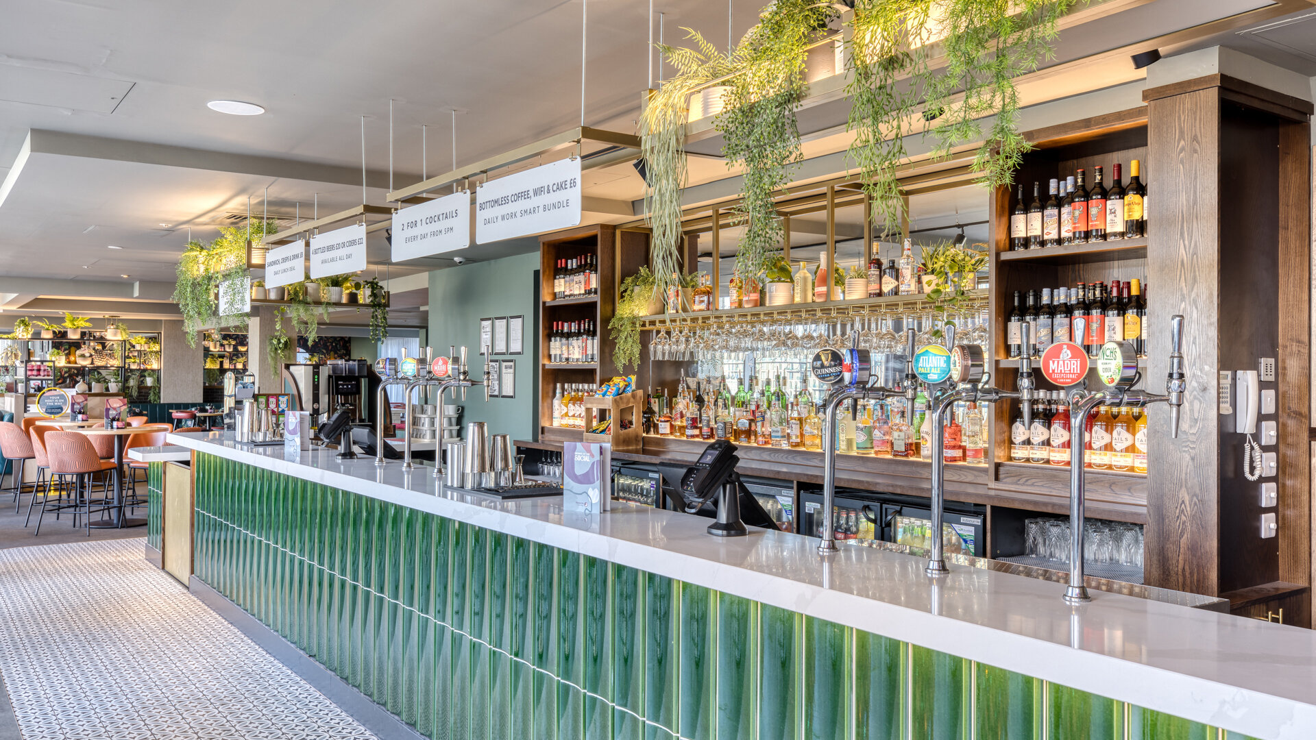 Фото Premier Inn London Stratford