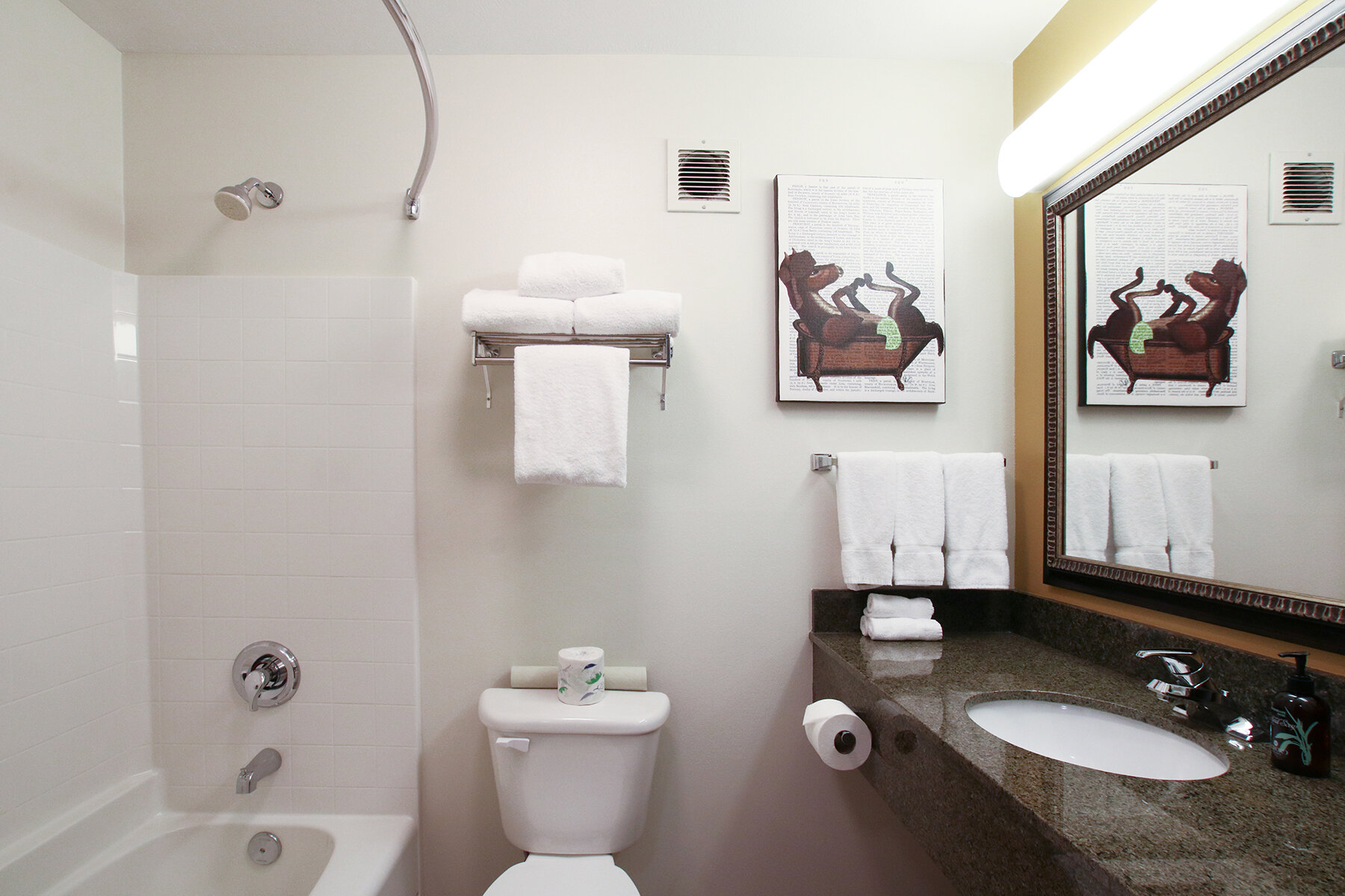 Фото Oxford Suites Spokane Valley