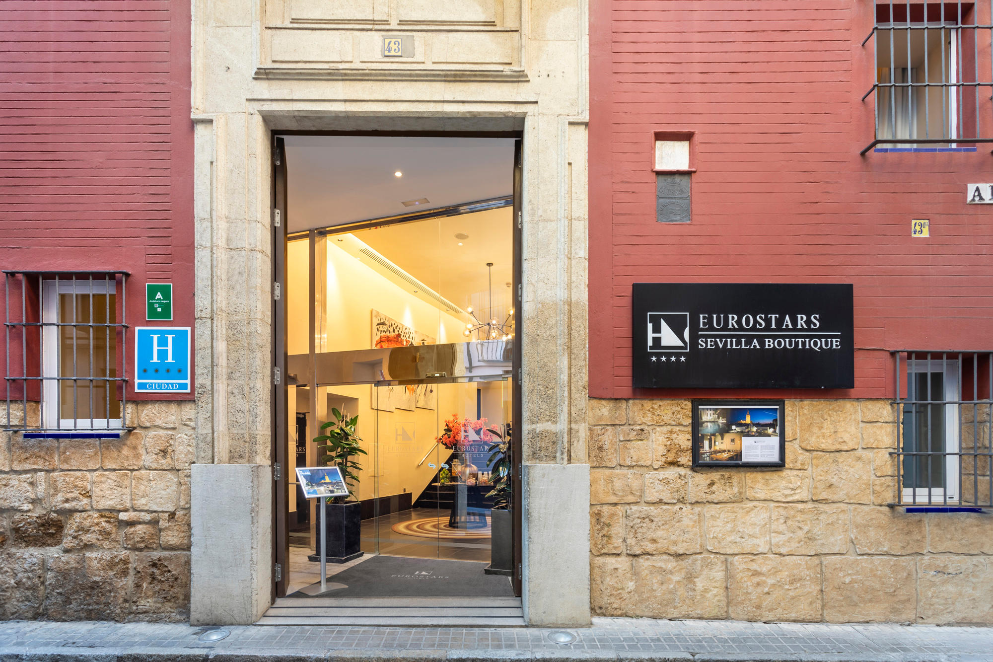 Фото Eurostars Sevilla Boutique