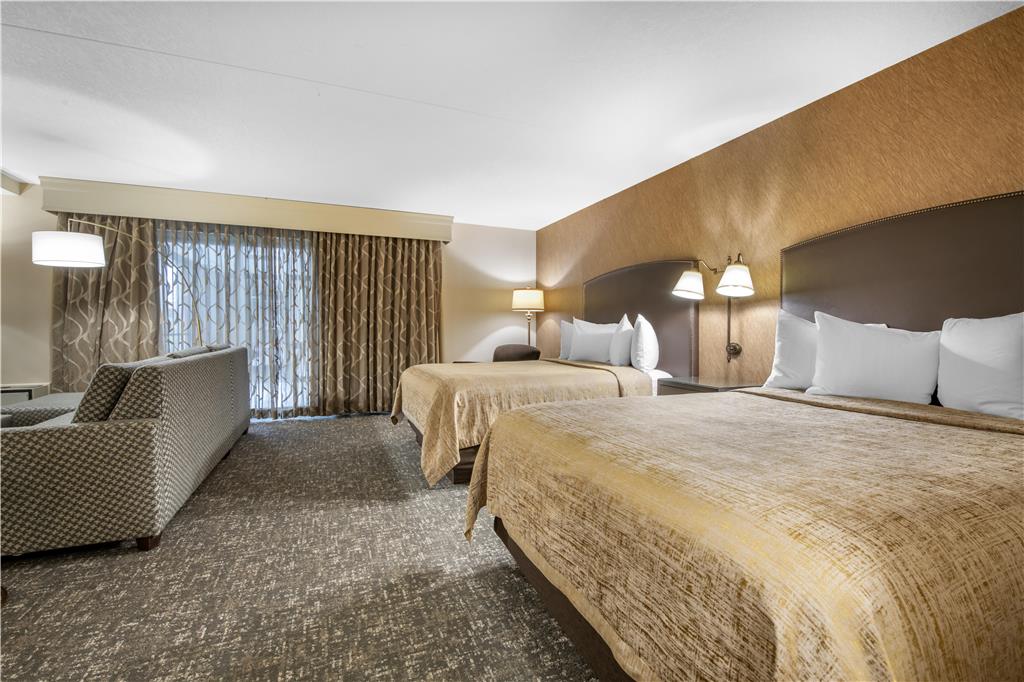 Фото Best Western Plus The Normandy Inn & Suites