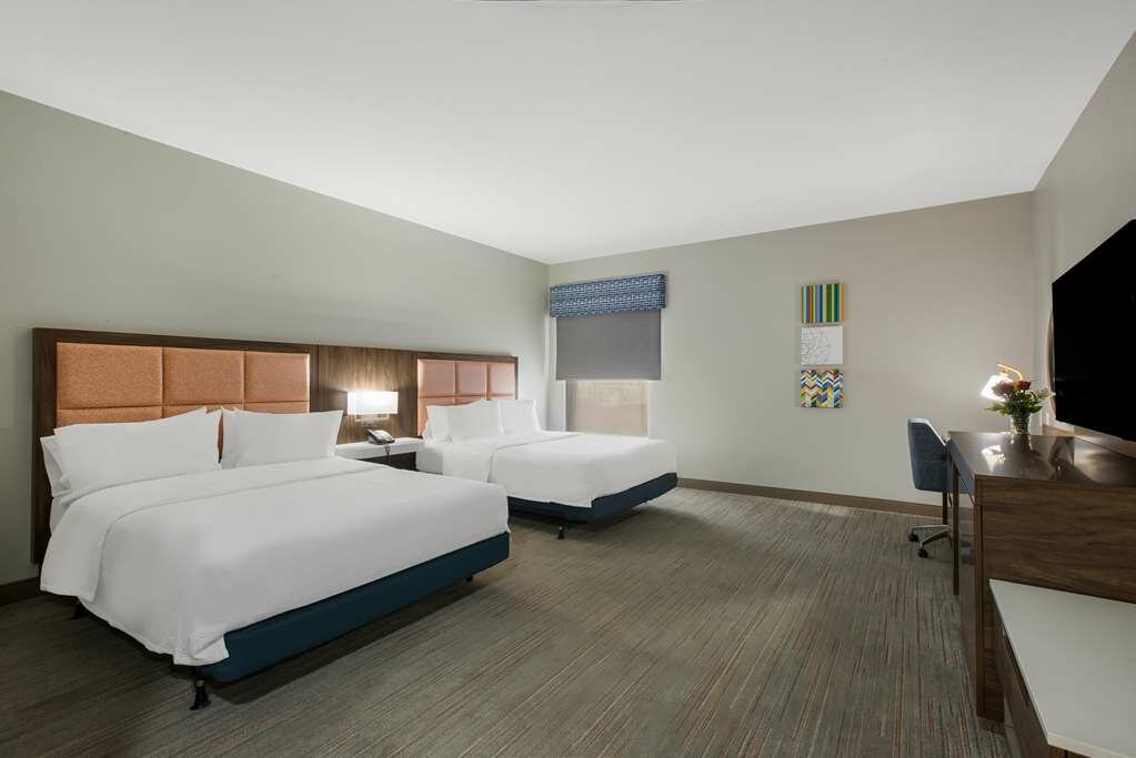 Фото Hampton Inn Linden