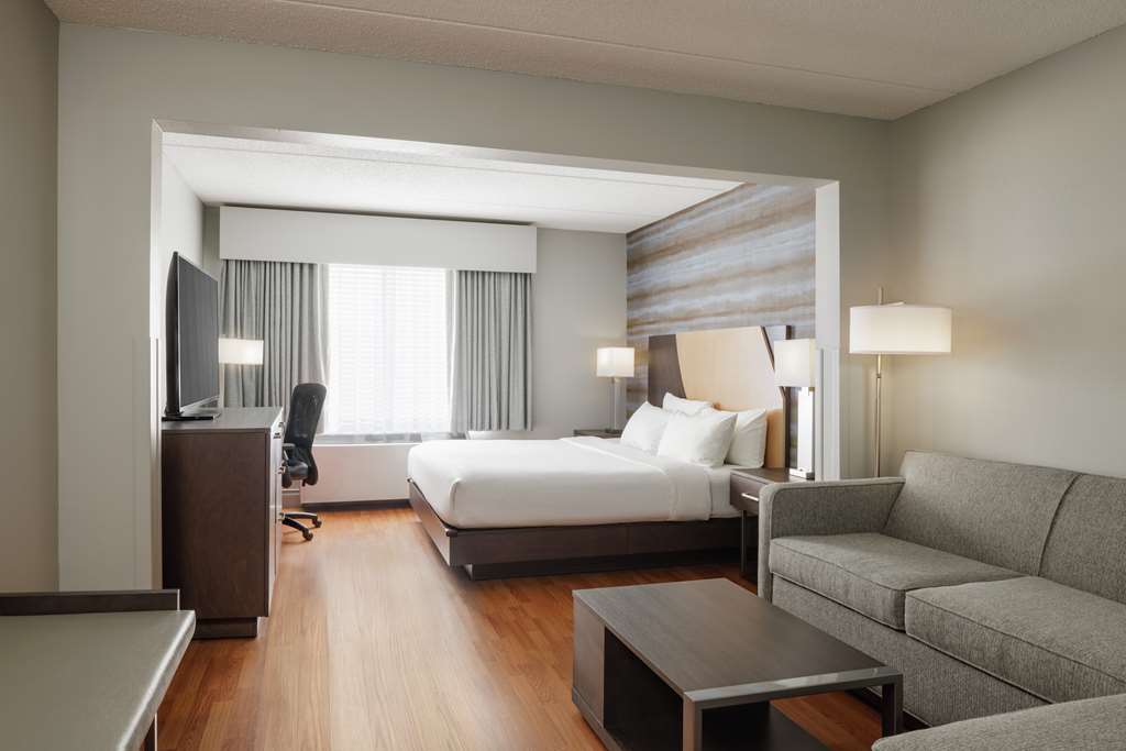 Фото Hotel Trilogy Albany Airport, Tapestry Collection by Hilton