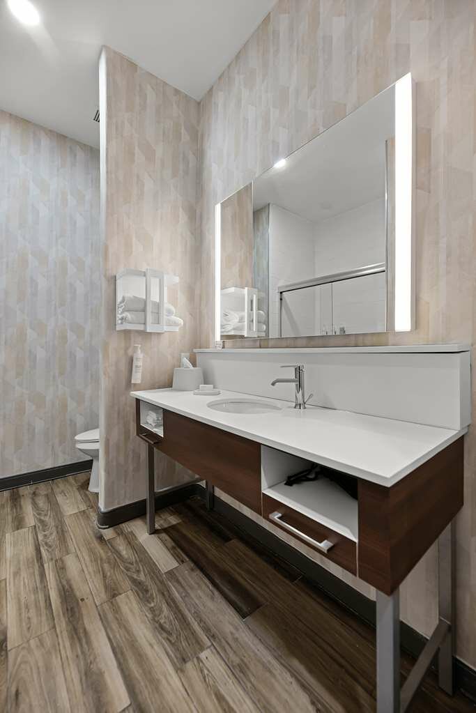 Фото Hampton Inn Seguin