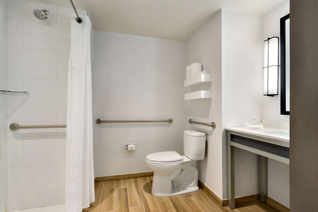 Фото Hilton Garden Inn New York Times Square South