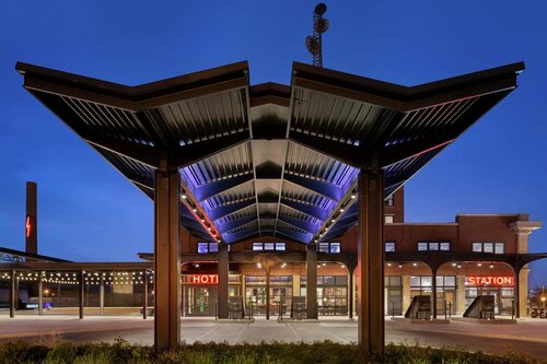 Гостиница The Central Station Memphis, Curio Collection by Hilton в Мемфисе