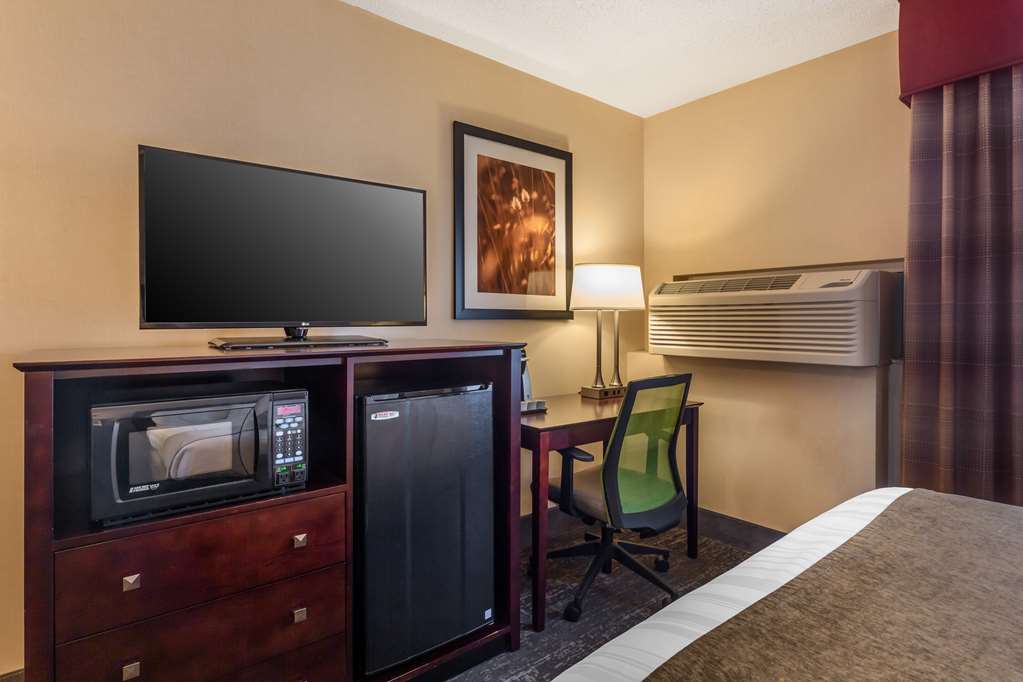 Фото Best Western Braintree Inn