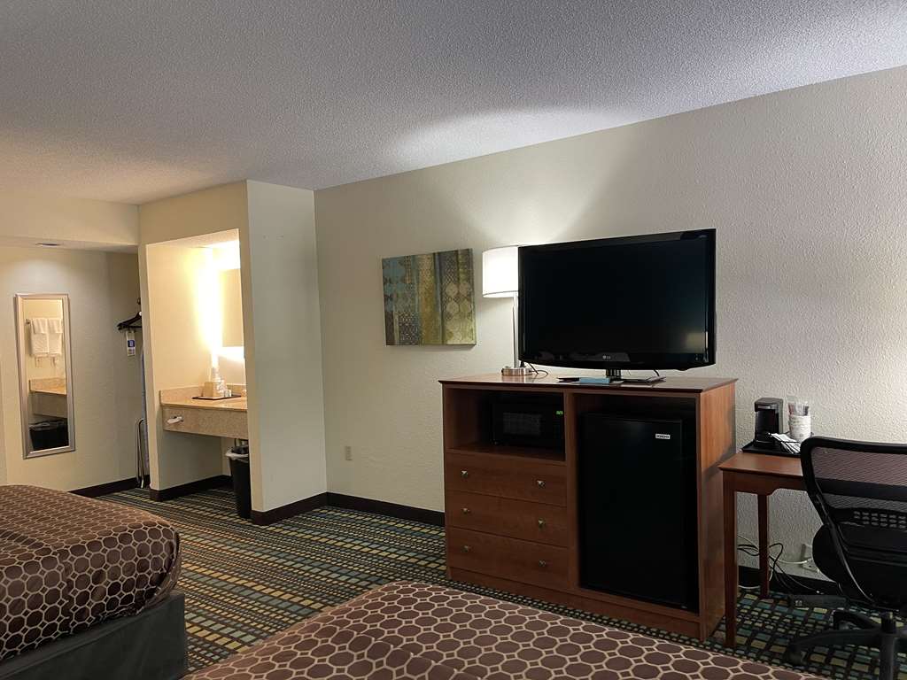 Фото Best Western Tallahassee-Downtown Inn & Suites