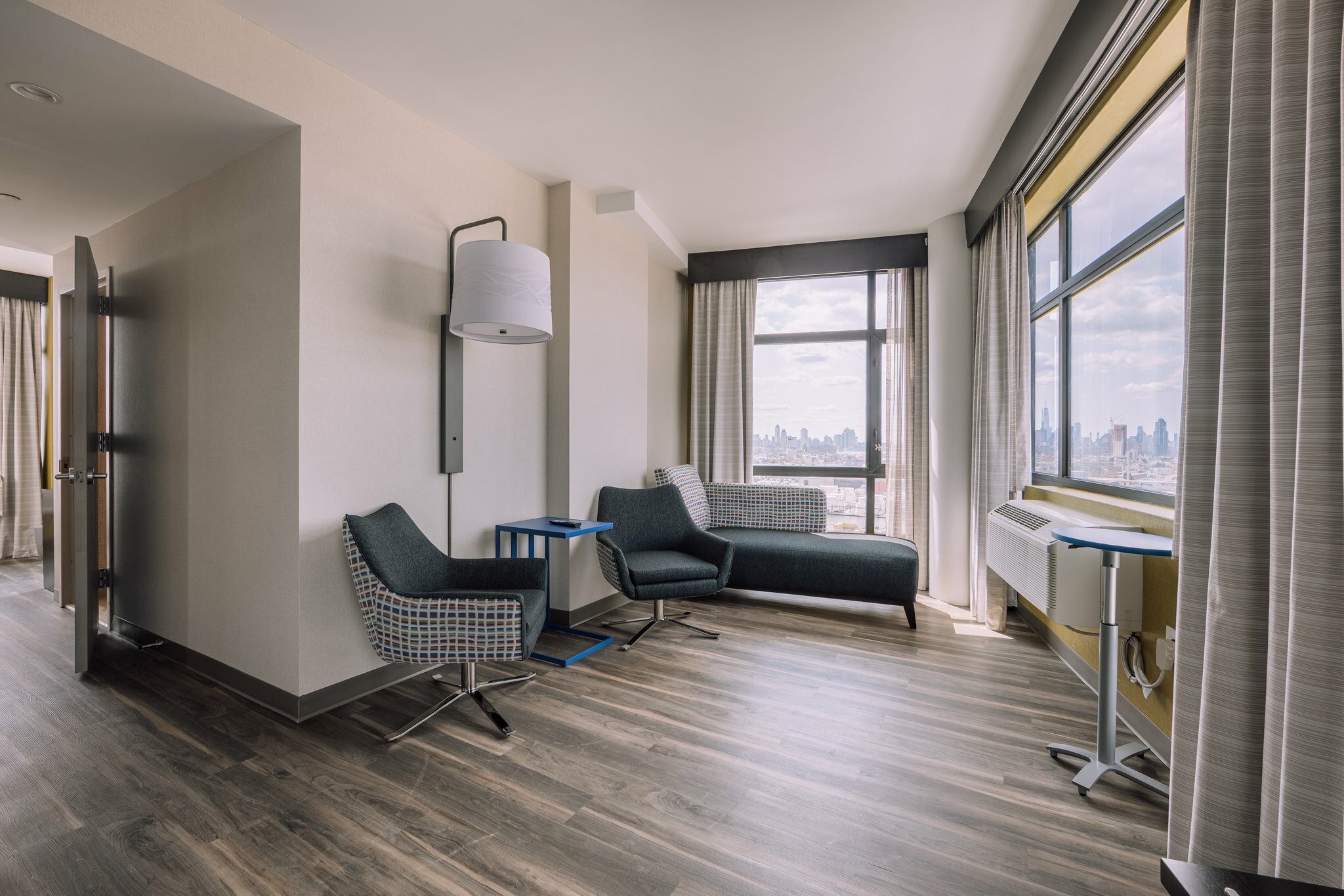 Фото Holiday Inn Express Long Island City E New York	