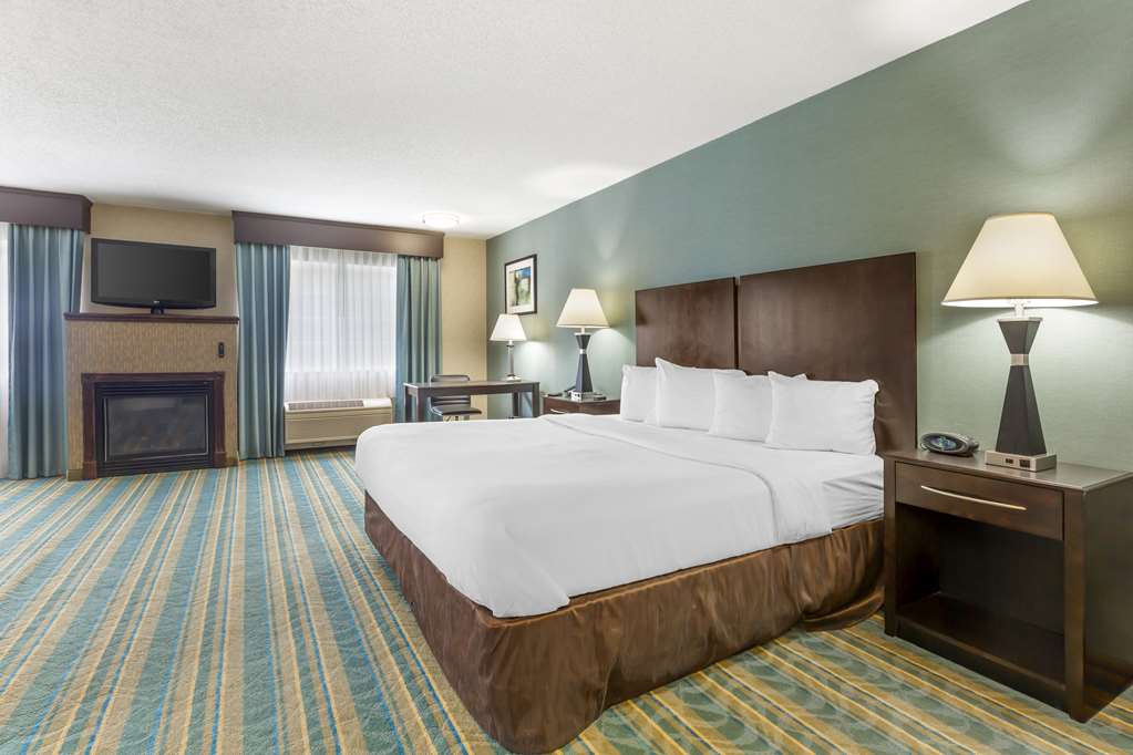 Фото Best Western Plus Berkshire Hills Inn & Suites