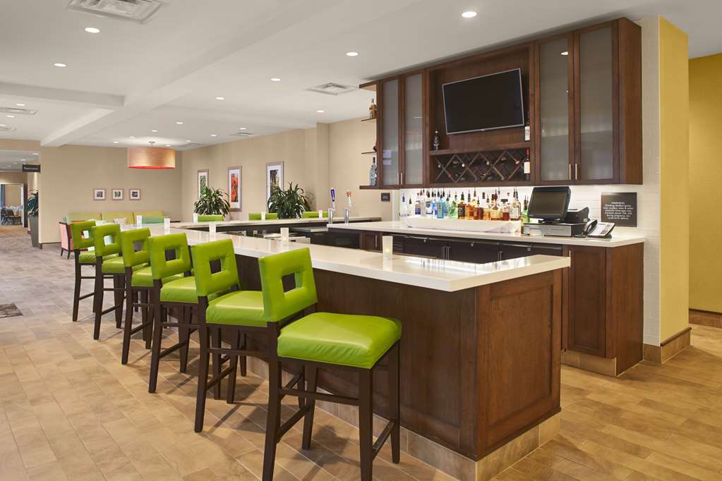 Фото Hilton Garden Inn Akron