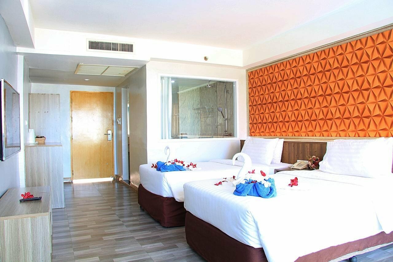 Фото Dragon Beach Resort