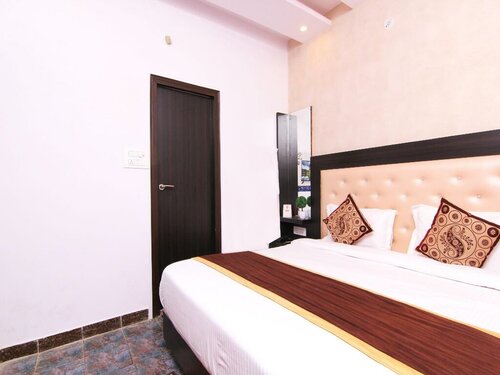 Гостиница Oyo 13652 Hotel Rajput в Лакхнау