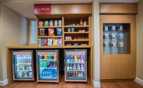 Гостиница TownePlace Suites by Marriott San Jose Campbell в Сан-Хосе