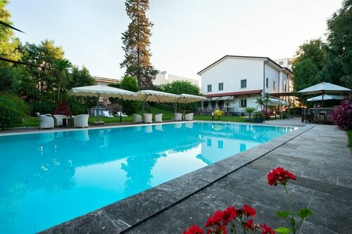Гостиница Villa Maria Cristina в Казерте