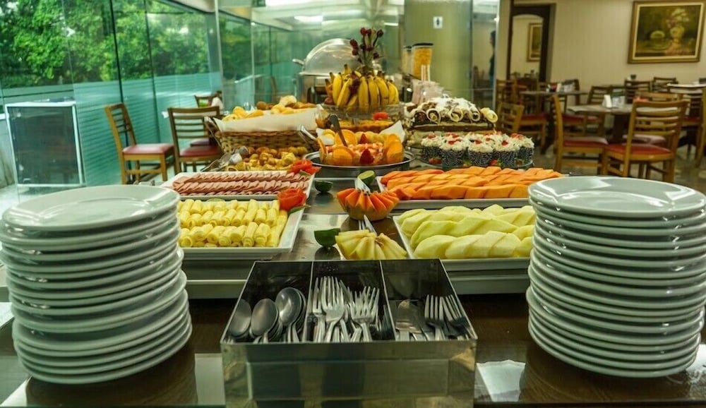 Фото Dan Inn Express Porto Alegre