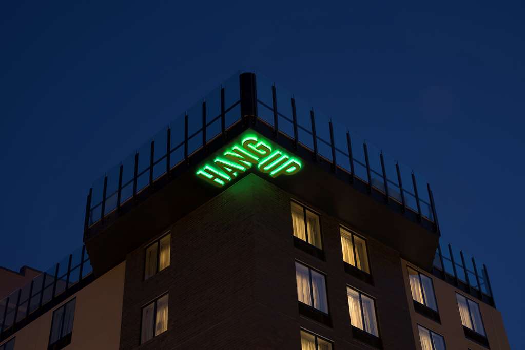 Фото Hilton Garden Inn Louisville Downtown