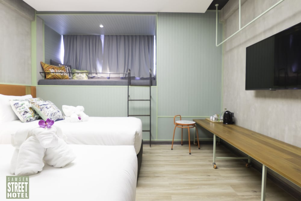 Фото Samsen Street Hotel