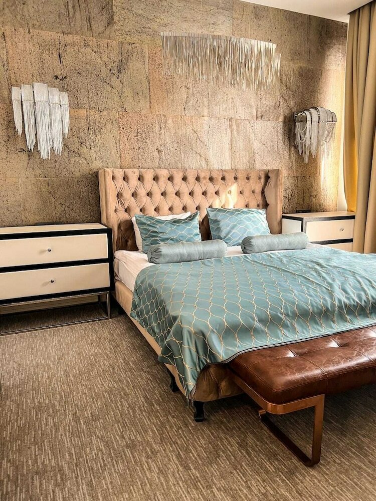 Фото Shirvanshah