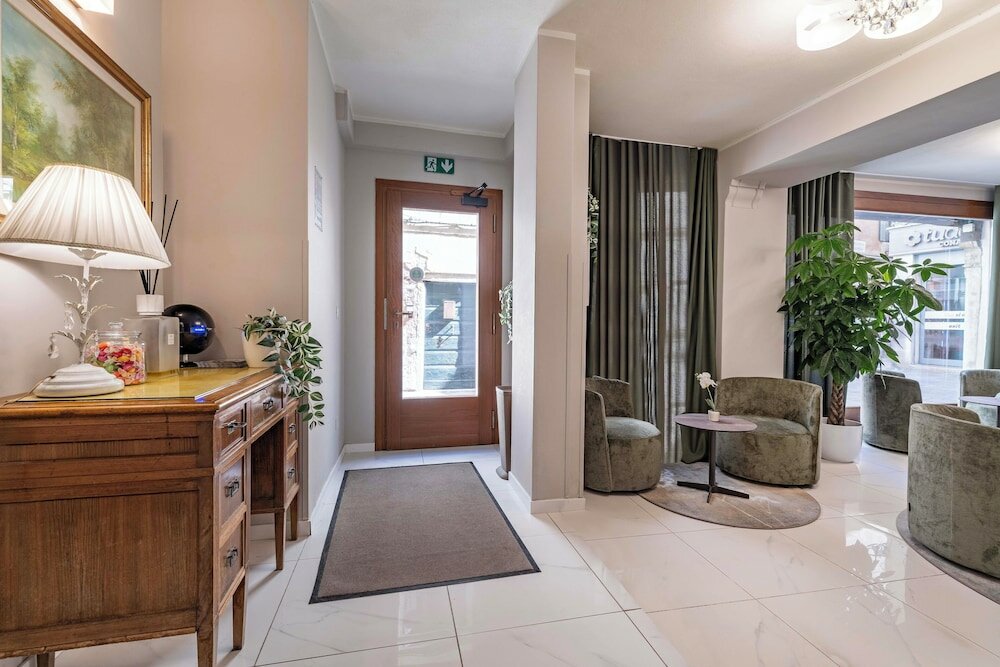 Фото Grifoni Boutique Hotel