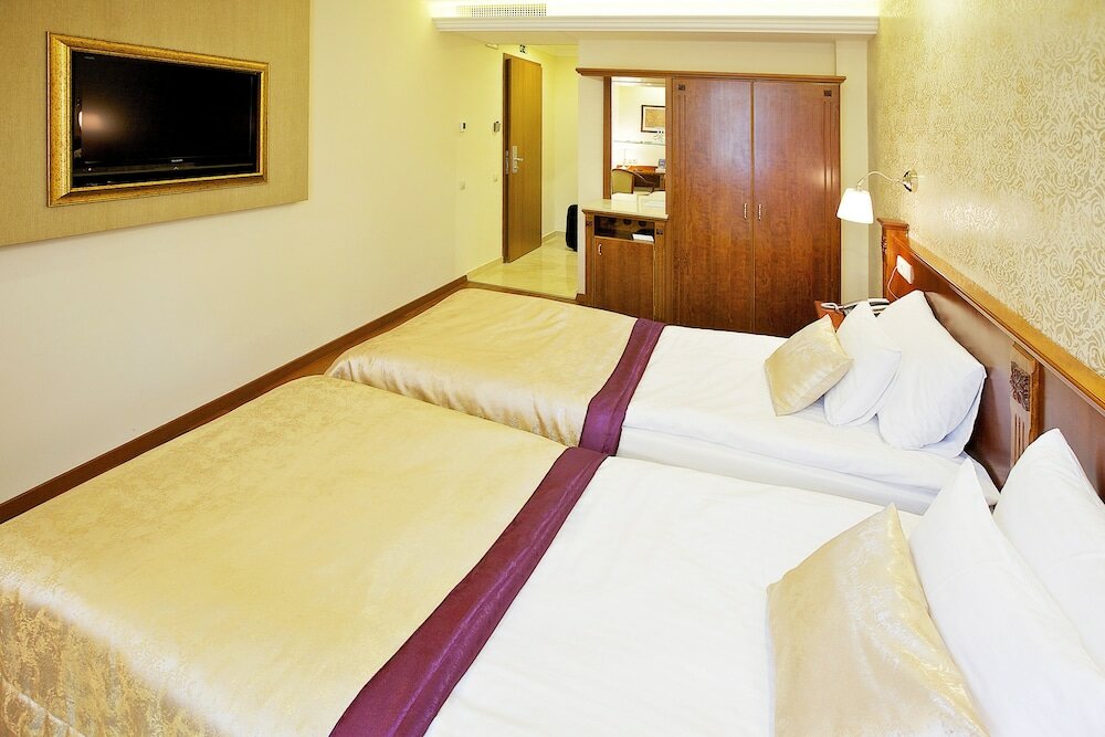 Фото Gold Hotel Budapest