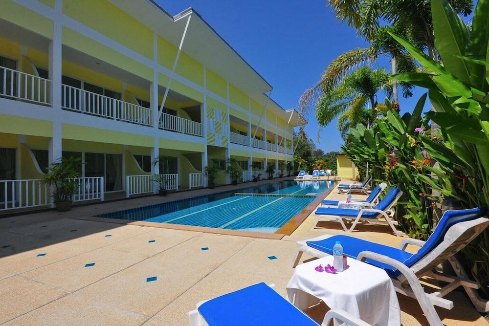 Фото Phuket Airport Sonwa Resort