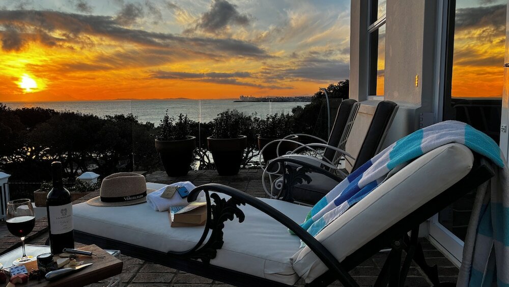 Фото Manor on the Bay