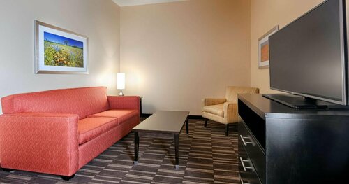 Гостиница Wyndham Garden Lancaster Ca в Ланкастере