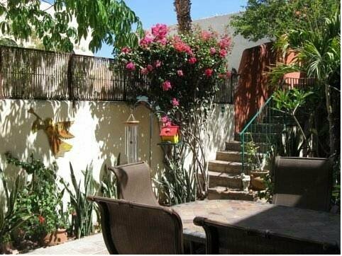 Гостиница Casa Tuscany Inn в Ла-Пас