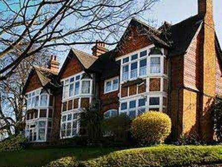 Гостиница The Tree Hotel at Iffley в Графстве Оксфордшир