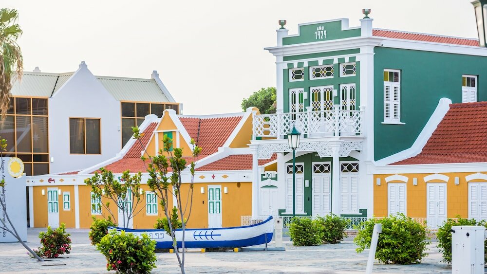 Фото Renaissance Wind Creek Aruba Resort