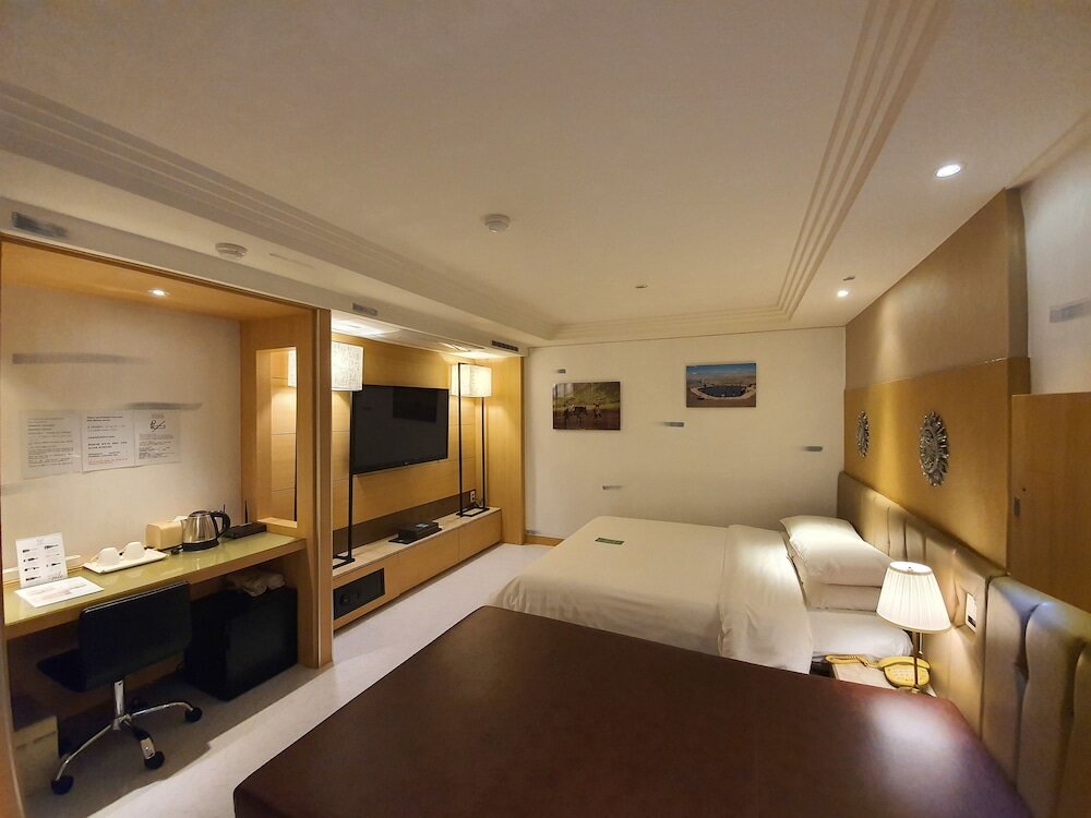 Фото Friendly DH Naissance Hotel