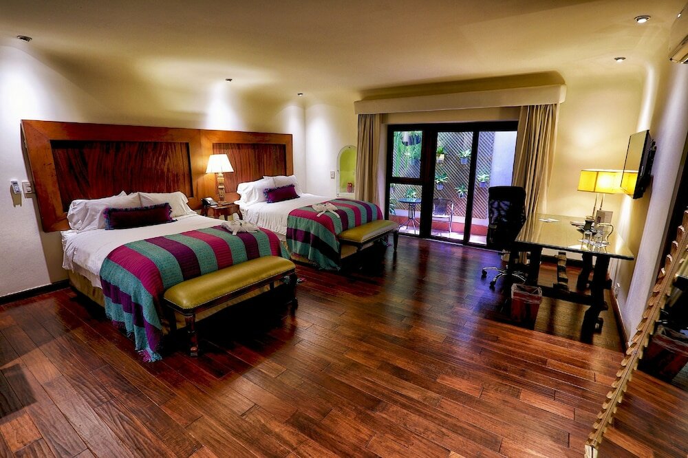 Фото Pensativo House Hotel