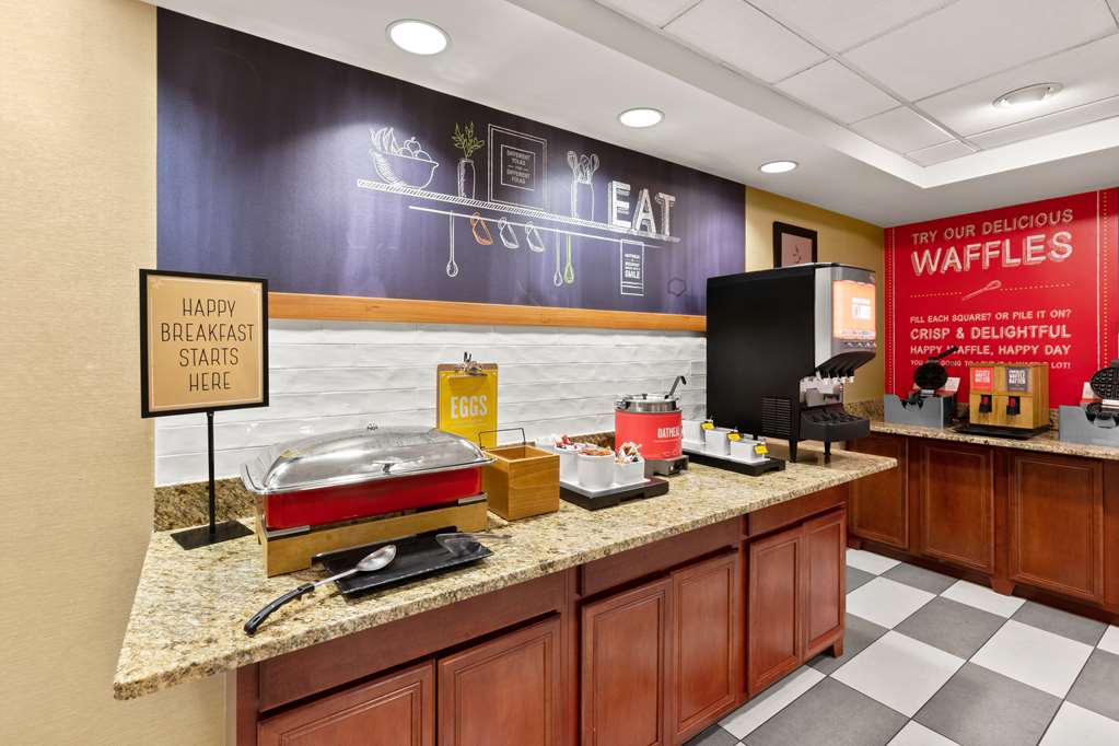 Фото Hampton Inn & Suites Burlington