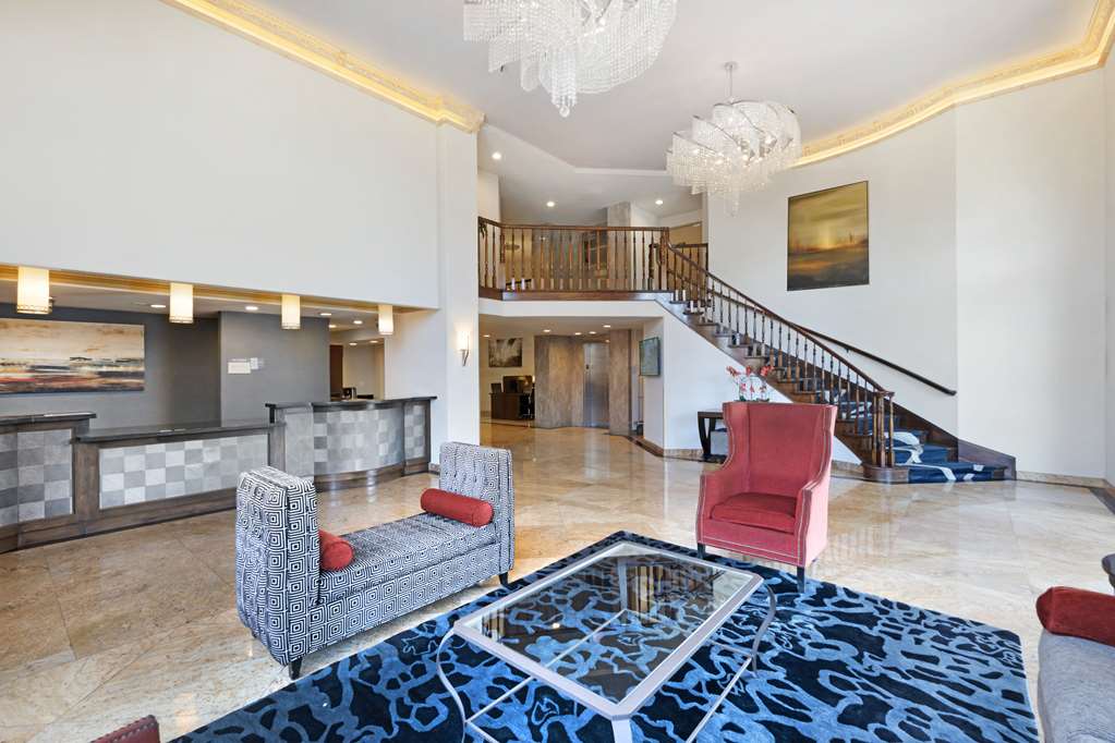 Фото Best Western Plus Newport Mesa Inn