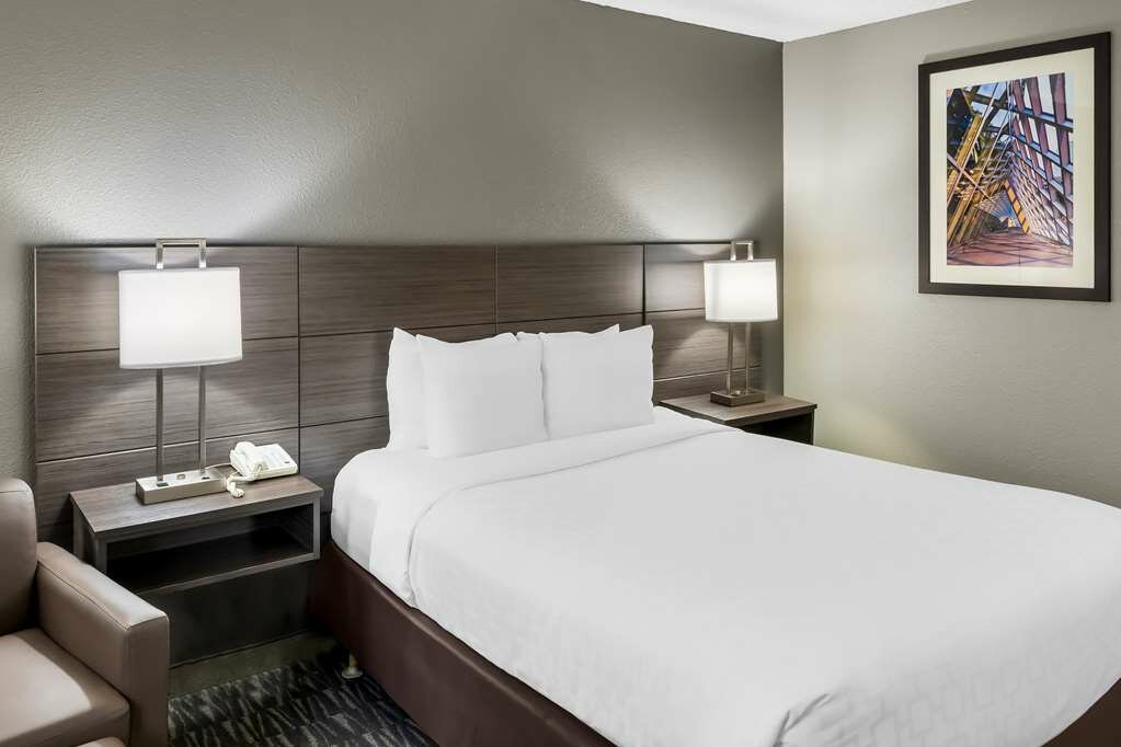 Фото SureStay Hotel by Best Western SeaTac Airport North