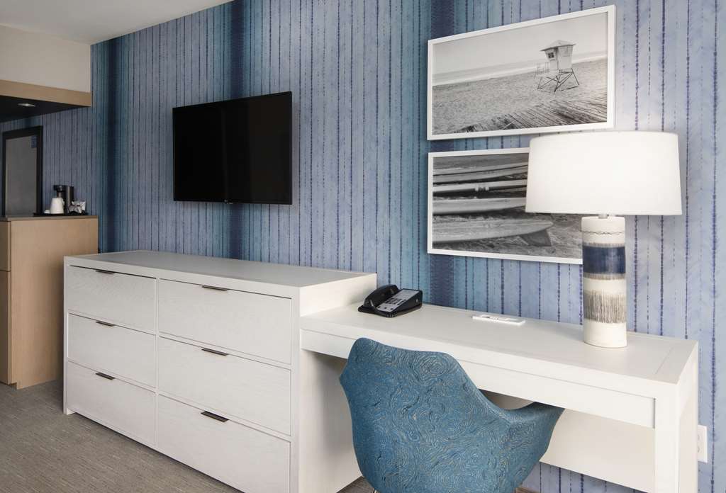 Фото SunCoast Park Hotel Anaheim, Tapestry Collection by Hilton