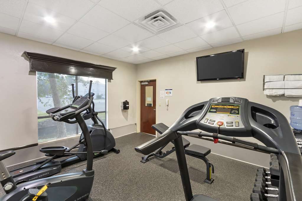 Фото Best Western Magnolia Inn and Suites