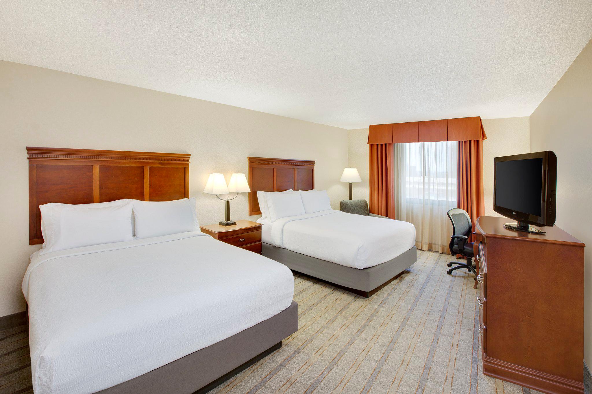 Фото Holiday Inn Dallas Market Center, an Ihg Hotel