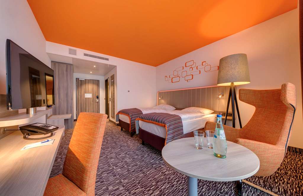 Фото Park Inn by Radisson Neumarkt