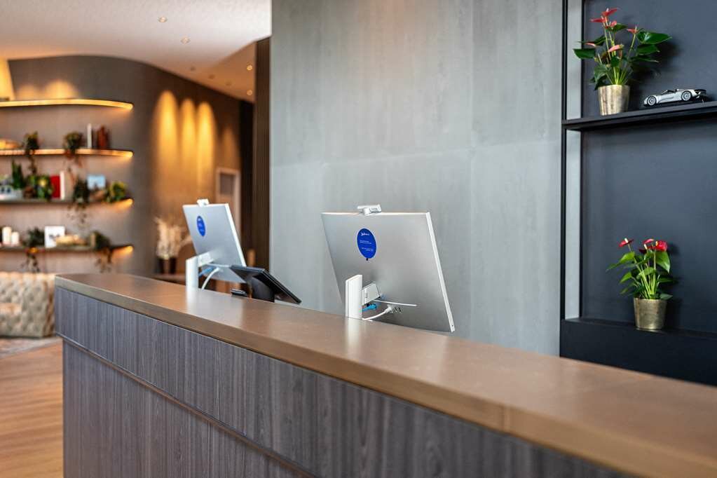 Фото Radisson Blu Hotel At Porsche Design Tower Stuttgart