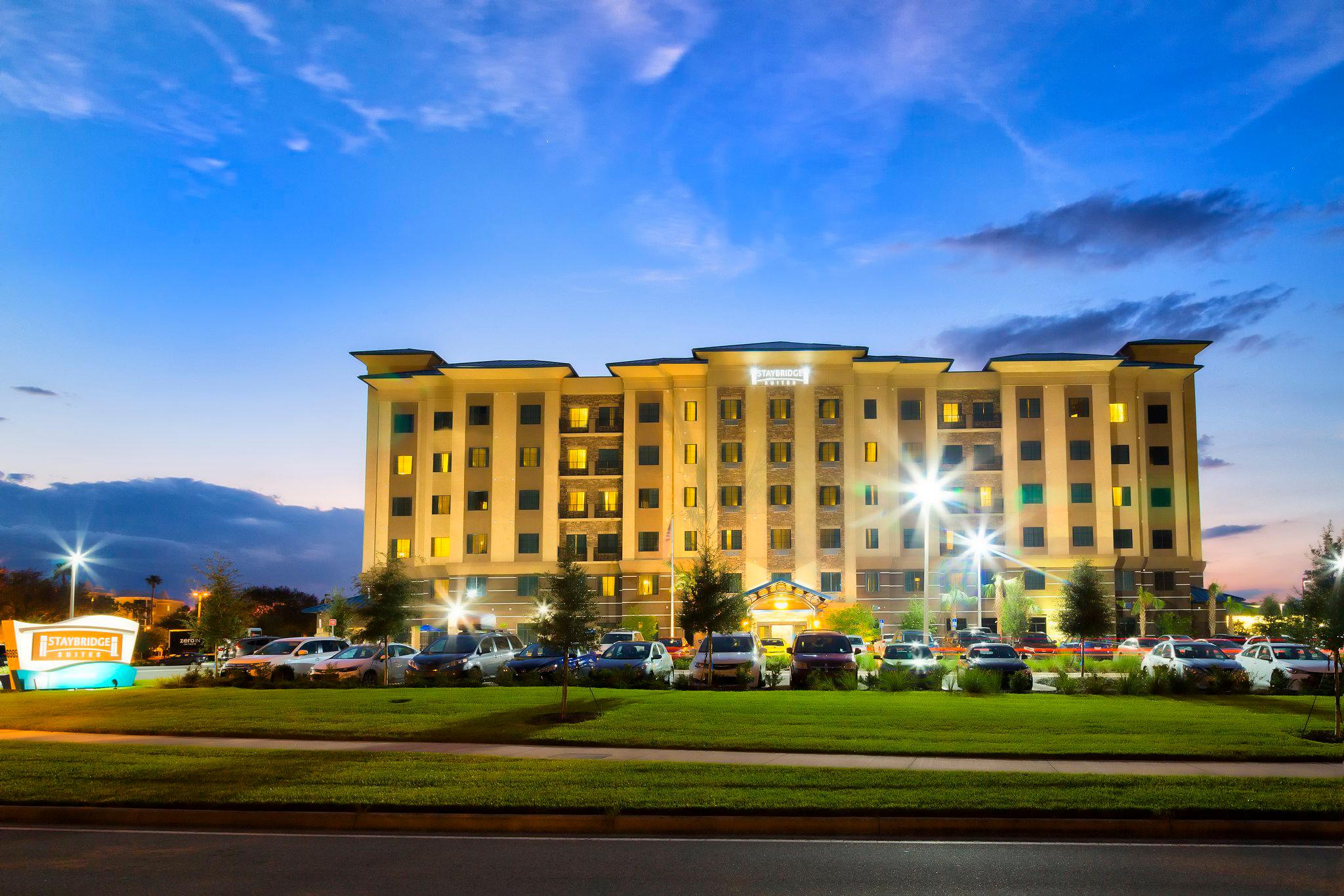 Фото Staybridge Suites Orlando at SeaWorld, an Ihg Hotel