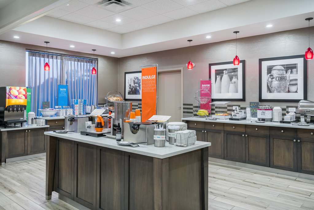 Фото Hampton Inn Oxford