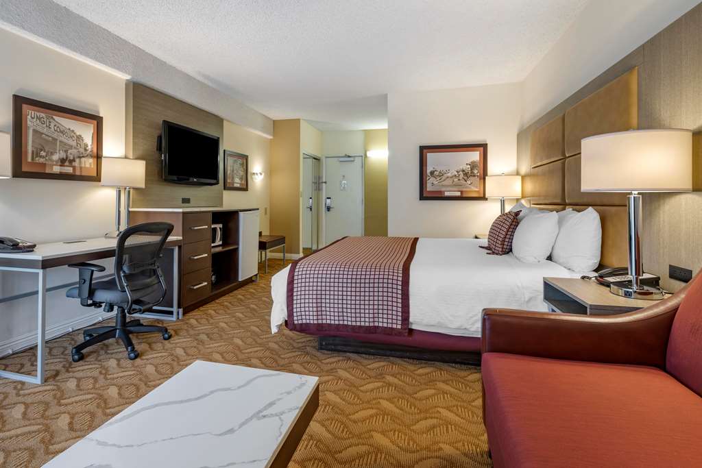 Фото Best Western Plus Thousand Oaks Inn