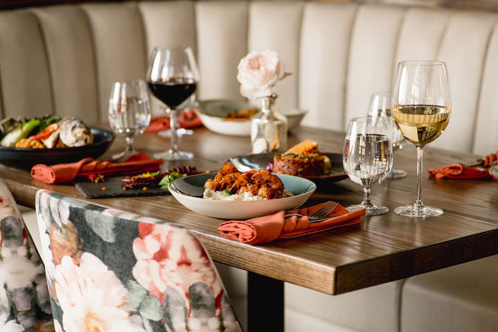 Фото The Terrace Hotel Lakeland, Tapestry Collection by Hilton