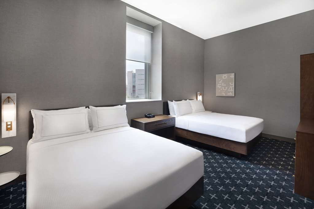 Фото The Slate Denver, Tapestry Collection by Hilton