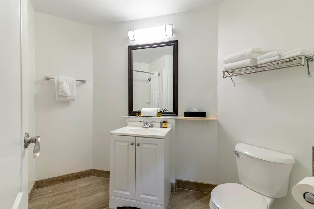 Фото Best Western Plus Brunswick Bath