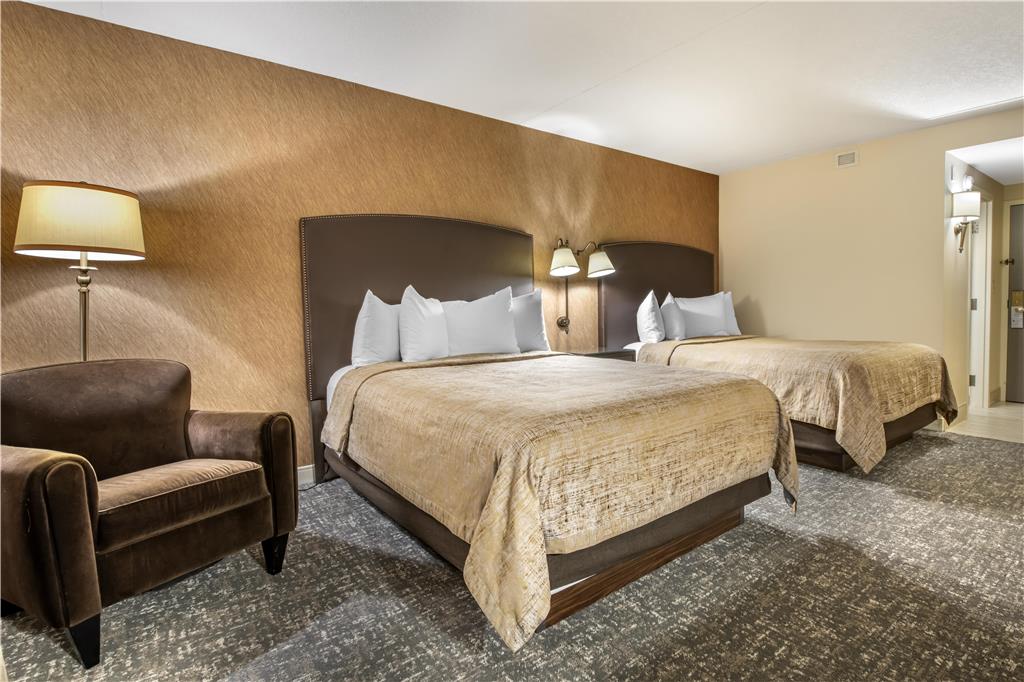 Фото Best Western Plus The Normandy Inn & Suites