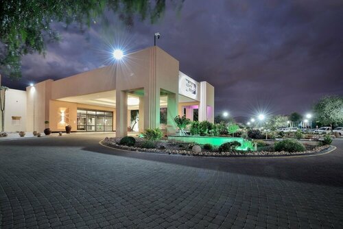Гостиница Windhoek Country Club Resort в Виндхуке