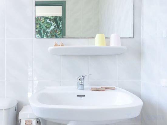 Фото 4U Miranda Hotel